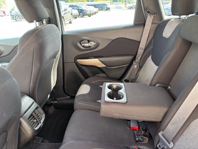 2018 Jeep Cherokee Latitude
