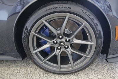 2025 Ford Mustang Dark Horse