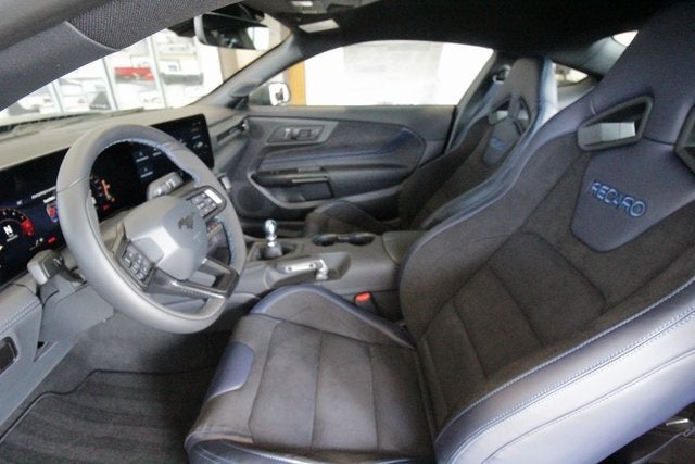 2025 Ford Mustang Dark Horse