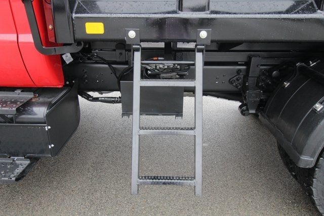 2024 Ford F-750SD Base