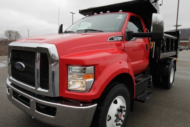 2024 Ford F-750SD Base