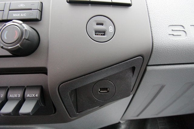 2024 Ford F-750SD Base