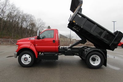 2024 Ford F-750SD Base