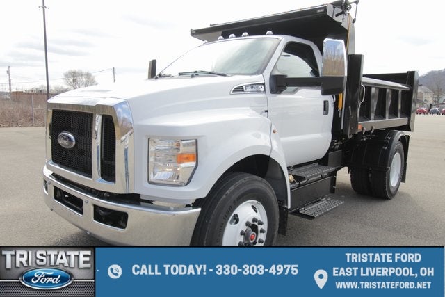 2024 Ford F-750SD Base