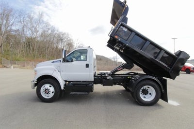 2024 Ford F-750SD Base
