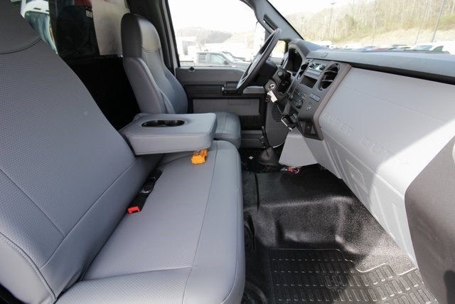 2024 Ford F-750SD Base