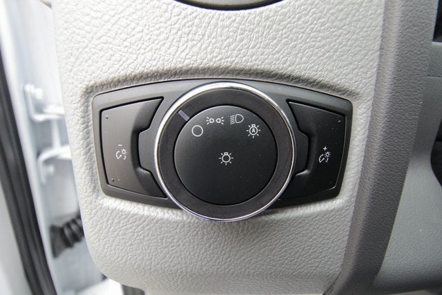 2025 Ford E-350SD Base Cutaway