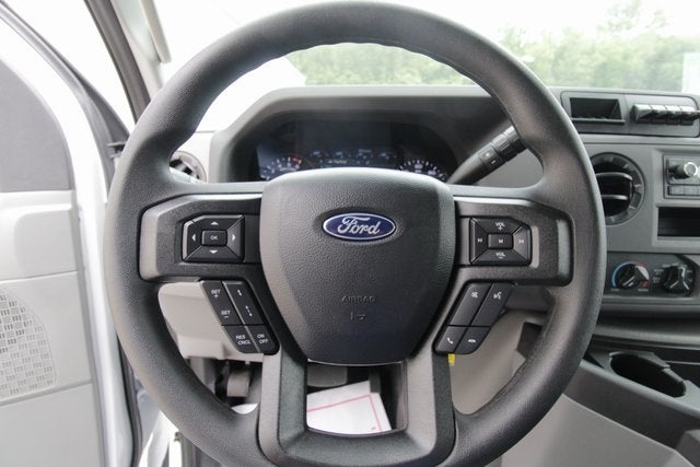 2025 Ford E-350SD Base Cutaway