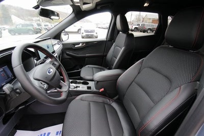 2026 Ford Escape Hybrid ST-Line Select