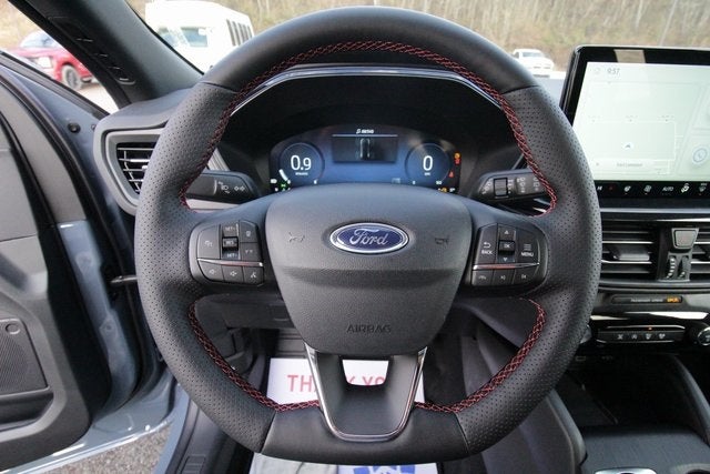 2026 Ford Escape ST-Line Elite