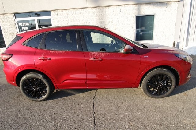 2026 Ford Escape ST-Line Elite