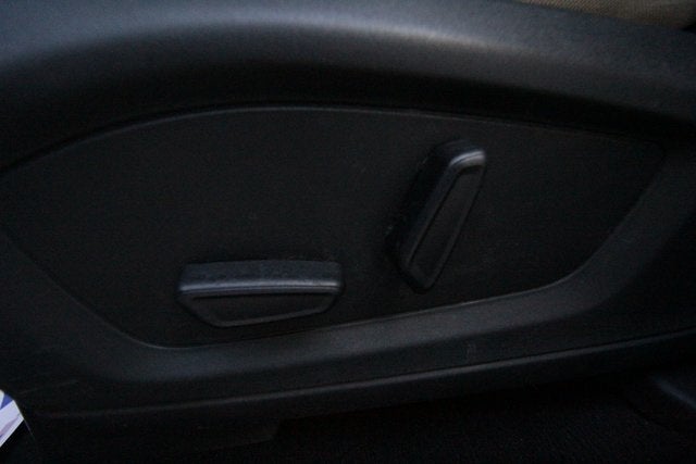 2020 Ford Explorer Base