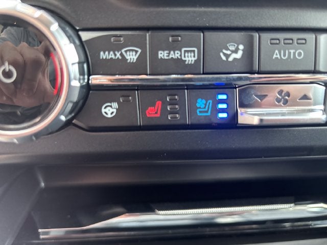 2027 Ford F-250SD Lariat
