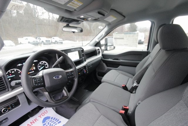 2025 Ford F-350SD XL