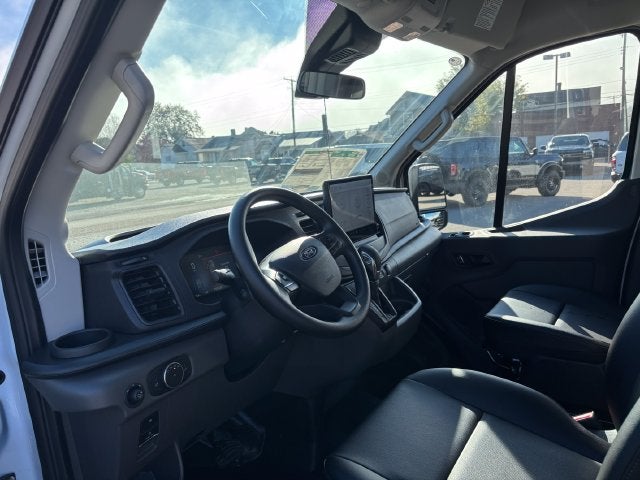 2027 Ford Transit-250 Base