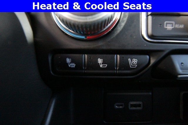 2023 GMC Yukon XL AT4