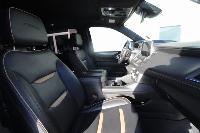 2023 GMC Yukon XL AT4