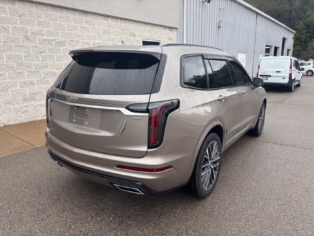 2022 Cadillac XT6 Sport