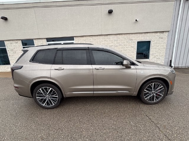 2022 Cadillac XT6 Sport