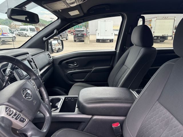 2019 Nissan Titan SV