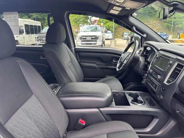 2019 Nissan Titan SV