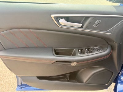 2022 Ford Edge ST Line