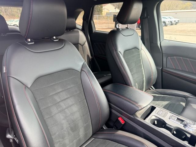 2022 Ford Edge ST Line
