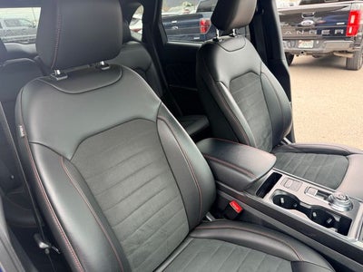 2022 Ford Edge ST Line