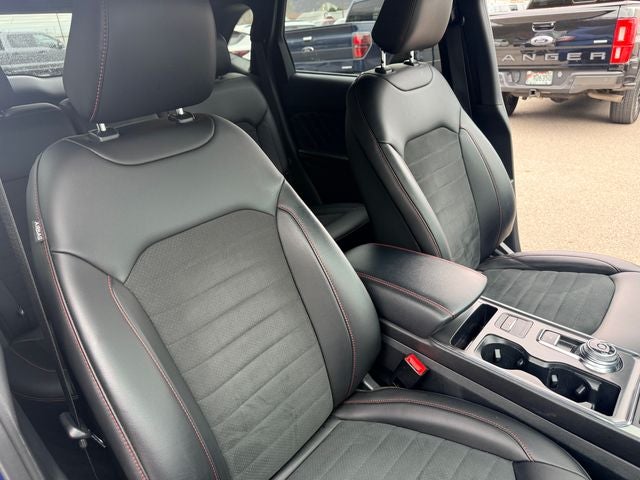 2022 Ford Edge ST Line