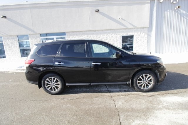 2015 Nissan Pathfinder SV