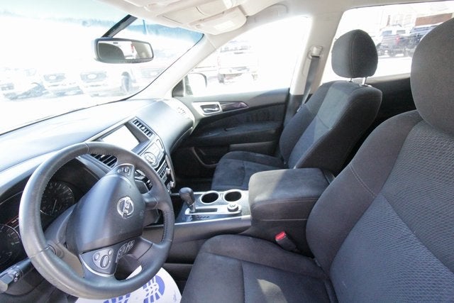 2015 Nissan Pathfinder SV