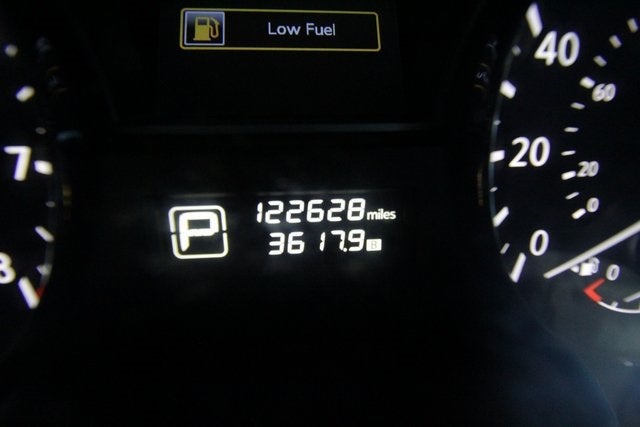 2015 Nissan Pathfinder SV