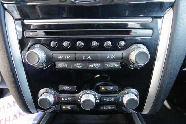 2015 Nissan Pathfinder SV