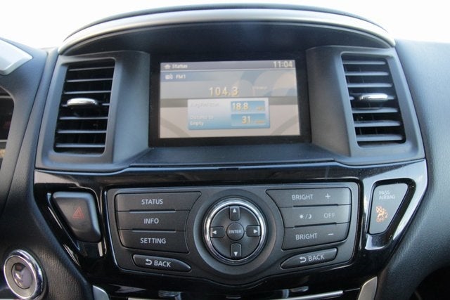 2015 Nissan Pathfinder SV