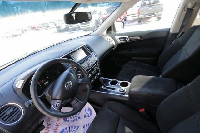 2015 Nissan Pathfinder SV