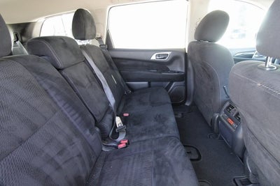 2015 Nissan Pathfinder SV