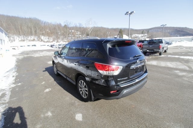 2015 Nissan Pathfinder SV