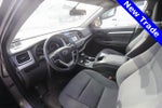 2016 Toyota Highlander LE V6