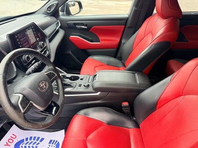 2022 Toyota Highlander XSE