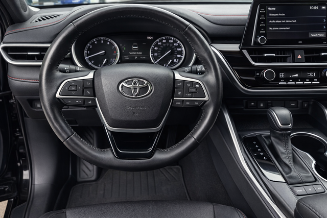 2022 Toyota Highlander XSE