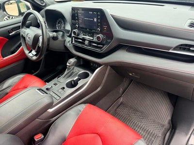 2022 Toyota Highlander XSE